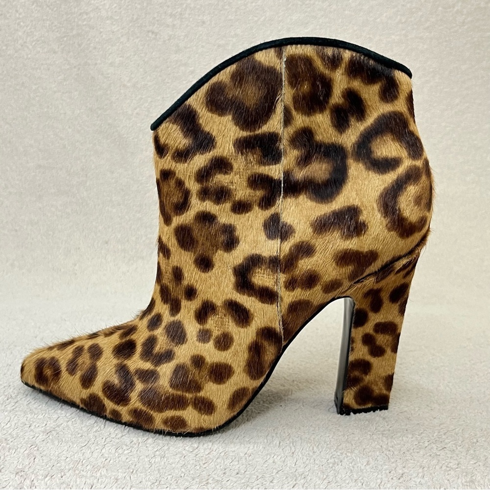 Marc Fisher Cheetah Print Calf Hair Heeled Booties Women’s 5 Tan/Brown Boots EUC